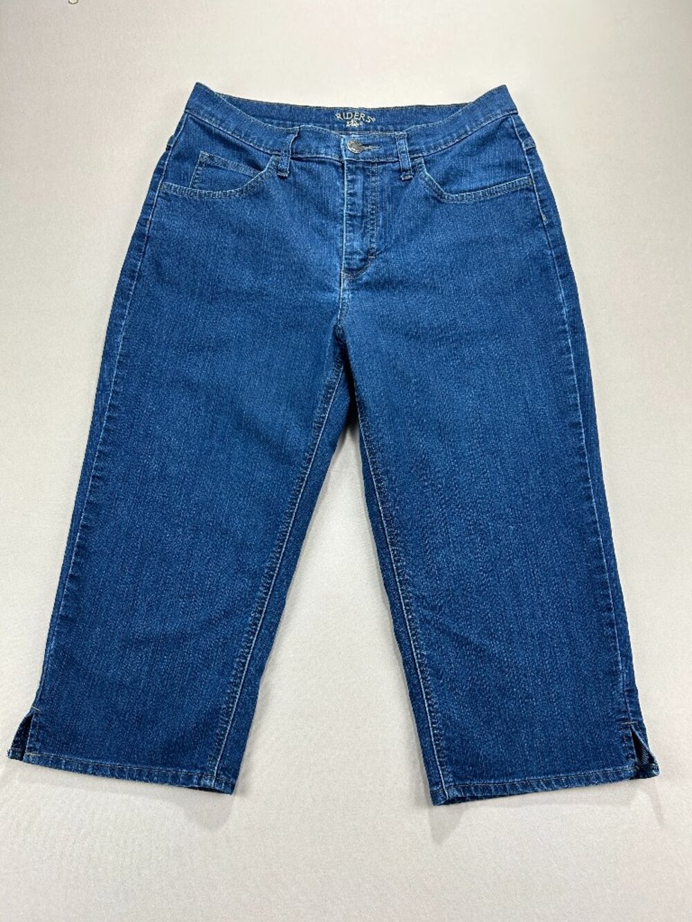 Riders by Lee Capri Jeans Women's Size 0 Blue Denim Mid Rise Medium Wash Stretch